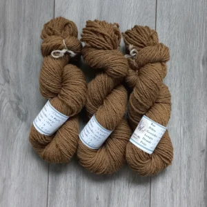 Charollais garen breien haken Karamel