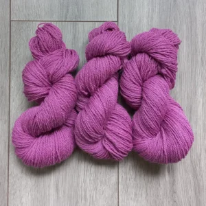 Purper Charollais Handgeverfd garen schaap