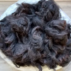 AV 20 Djembé zwart alpaca vacht
